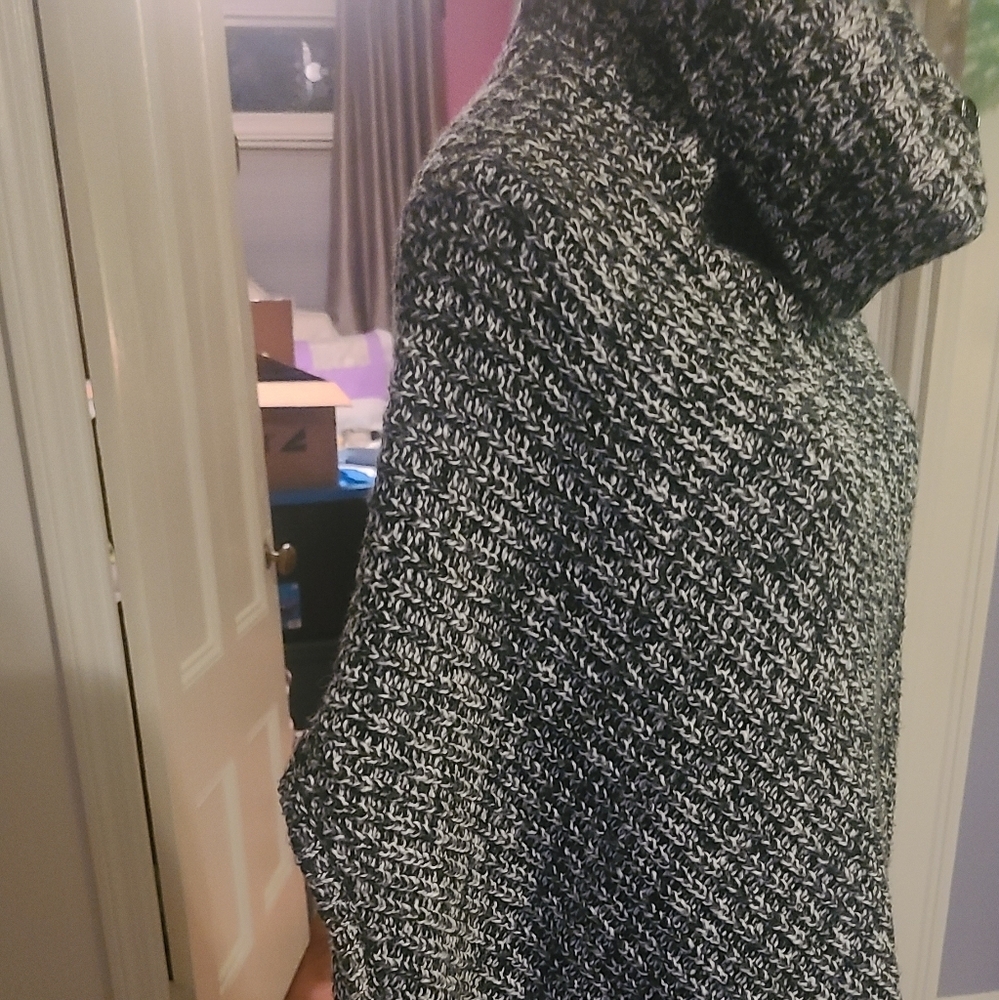 NEW WIDE TURTLENECK SLEEVELESS SWEATER/VEST size small hpπ₯π₯π₯ - Picture 4 of 6